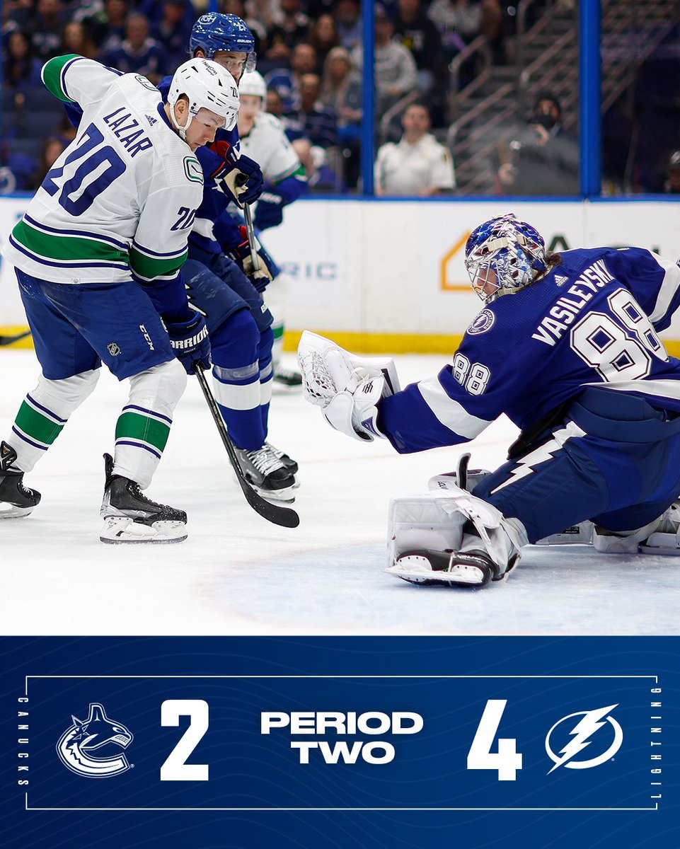 Stamkos scores 499th goal, Lightning beat Canucks 5-4