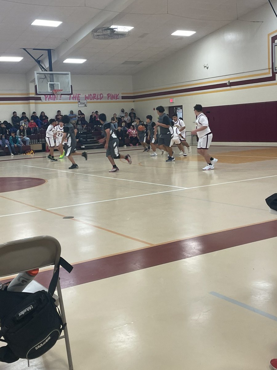 DonnaBasketball's tweet photo. Little Junior high action today with Solis 8th grade and Todd playing Sauceda.  Keep grinding fellas. https://t.co/xWyIF3QAvt