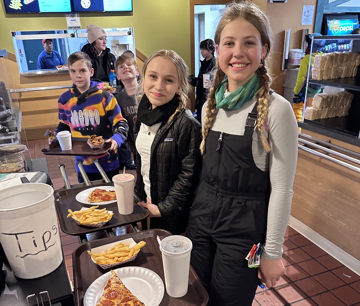 WHMS SKI &BOARD CLUB tweet media