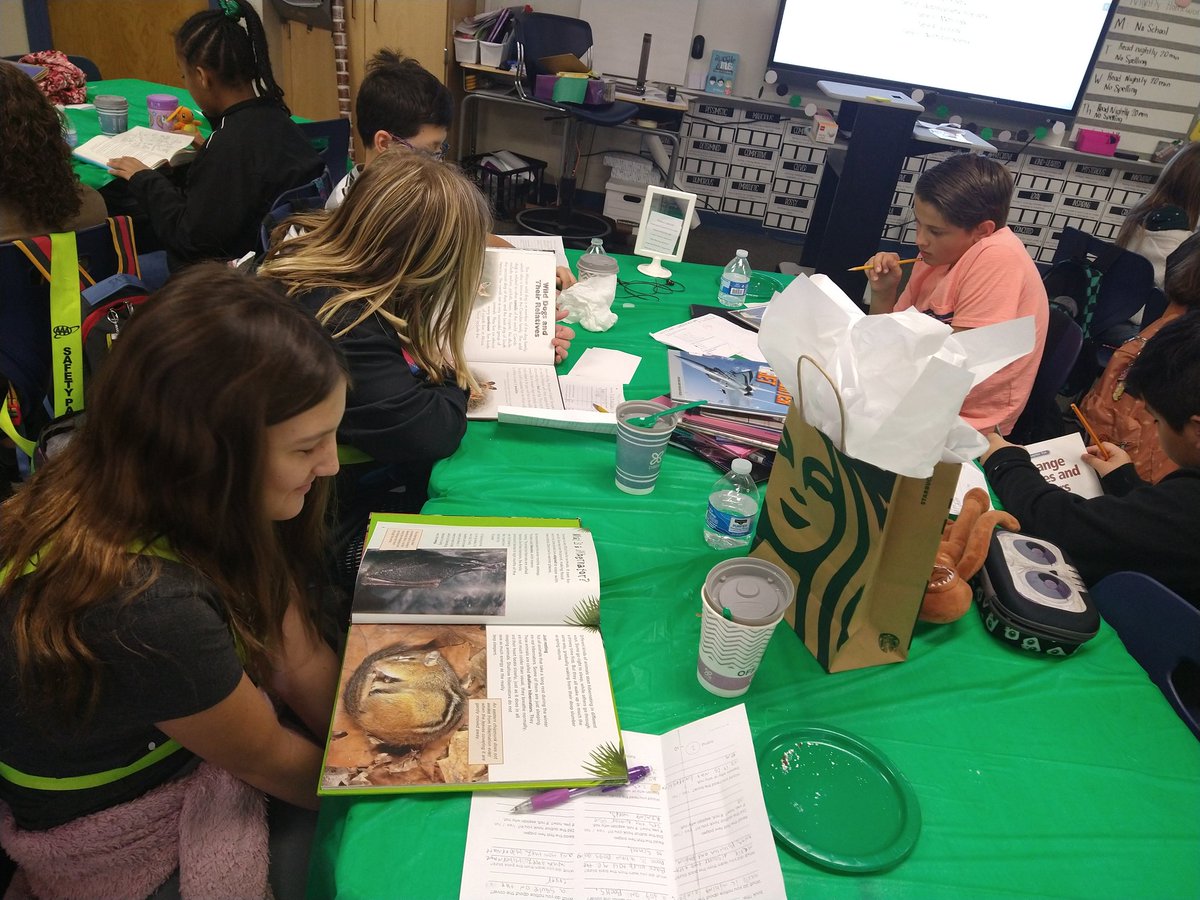 coldbrewandflair tweet media