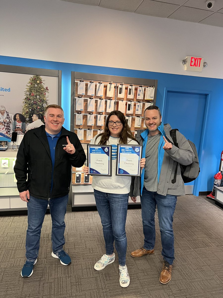 Great visit in THE Chambersburg with <a href="/bnbeard91/">Brooke Watson</a> and <a href="/relayrichard/">Richard Totten</a>. Congrats to Brooke and team for achieving Business Expert status for 2022! Time to repeat! @ATTPortablesEVD <a href="/DViechnicki/">Dan Viechnicki</a> <a href="/404girl/">Betsy Francis</a> @attportables <a href="/McPeakJoe/">Joe McPeak</a>