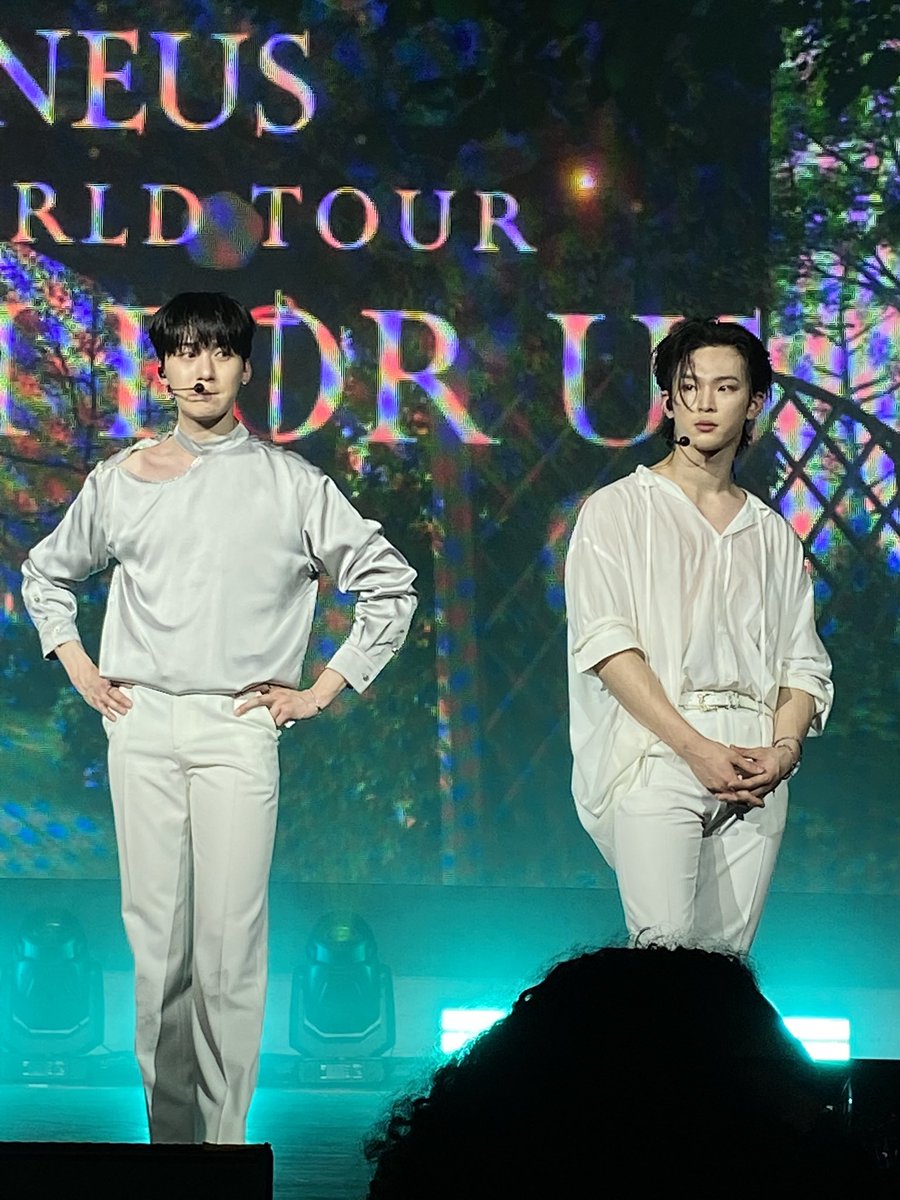 they’re so good looking i can’t