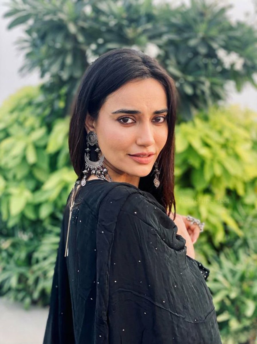pearbhiperfect's tweet photo. 🖤

@SurbhiJtweets #SurbhiJyoti #Bela #Naagin3 https://t.co/UvhBa4ls6O