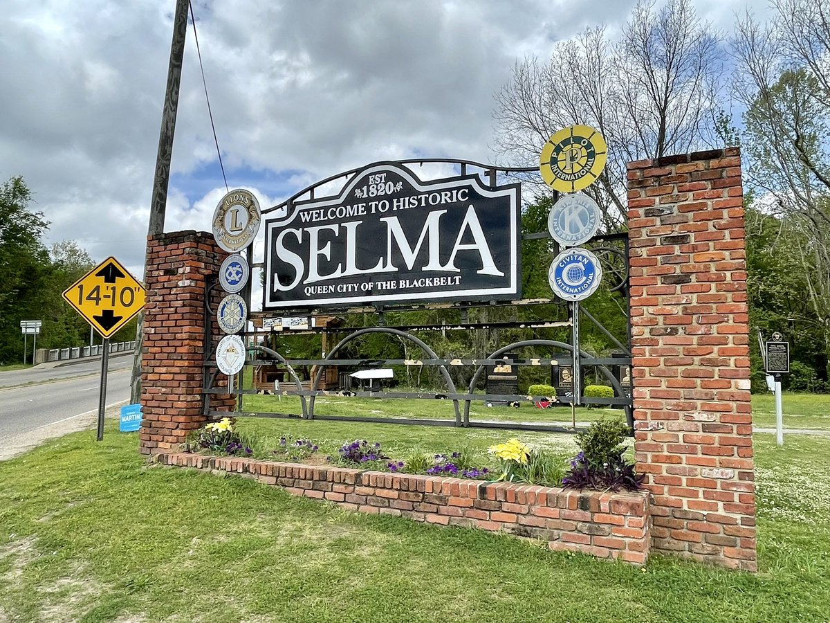 samaier's tweet photo. ๐๐ #PrayForSelma #Selma #tornado (our April 2022 visit and where my birth mom and an older sister lived in the โ60s) @EricaRMaier https://t.co/18MFOCig2F
