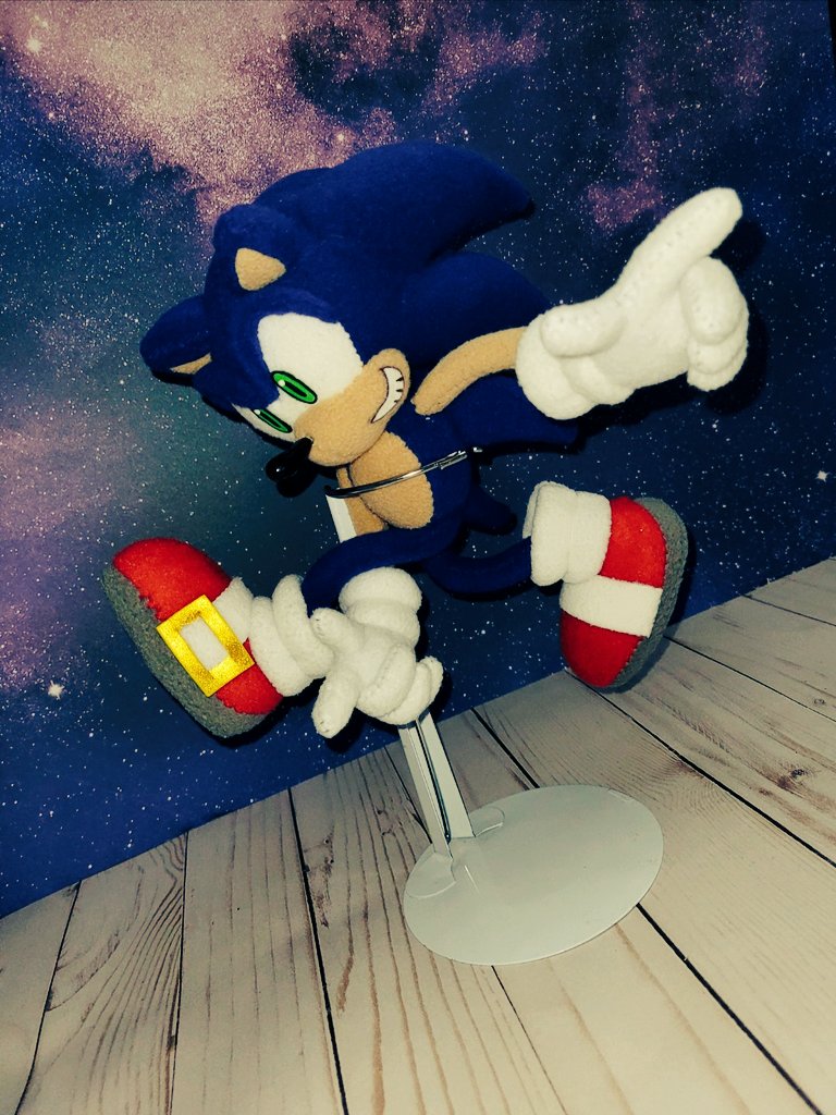 VEGAMIGO's tweet photo. Here's a new sonic plush I did for a com! #SonicTheHedgehog #SONIC #sonicplush https://t.co/ML5j5evihW