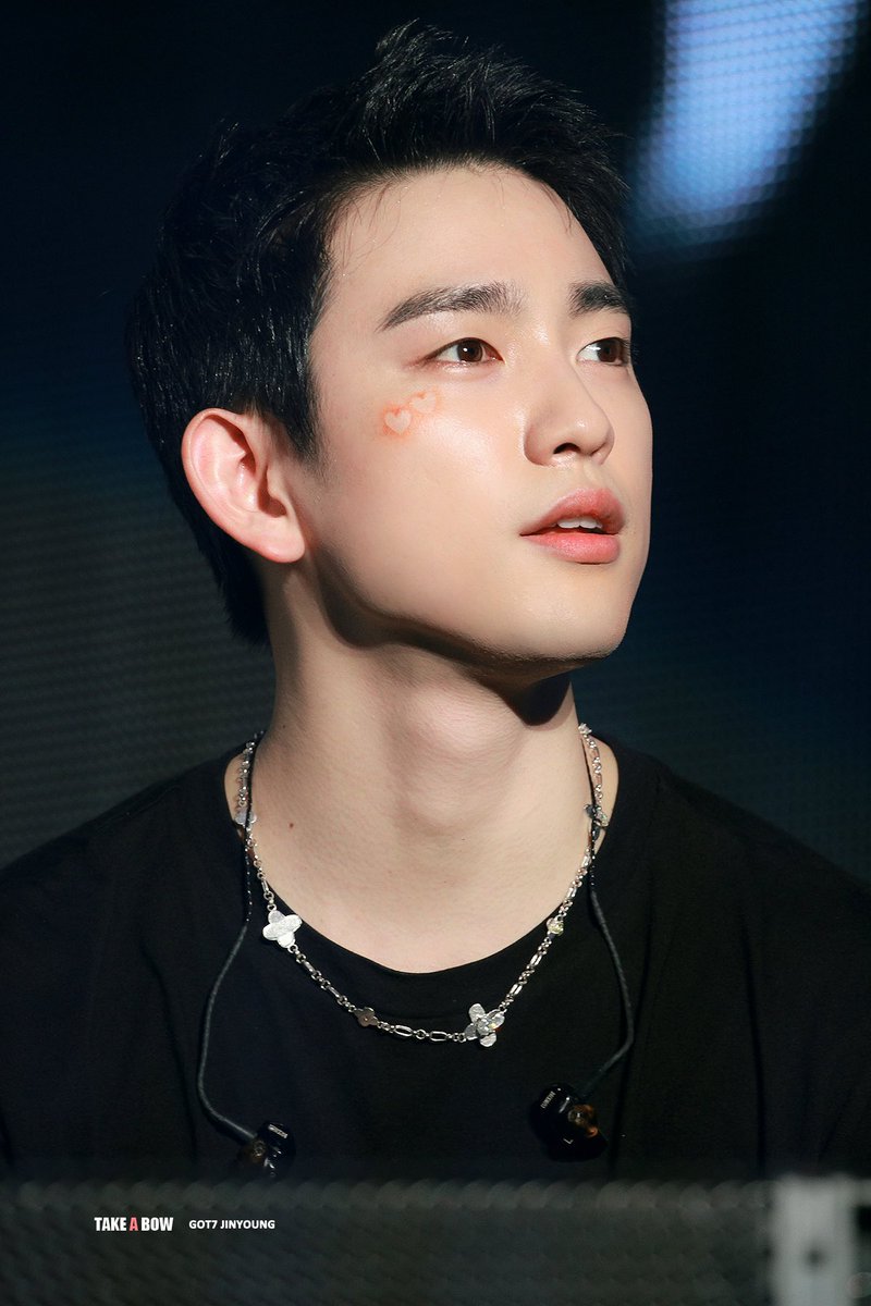 daily park jinyoung (@daily_pjy) on Twitter photo 
