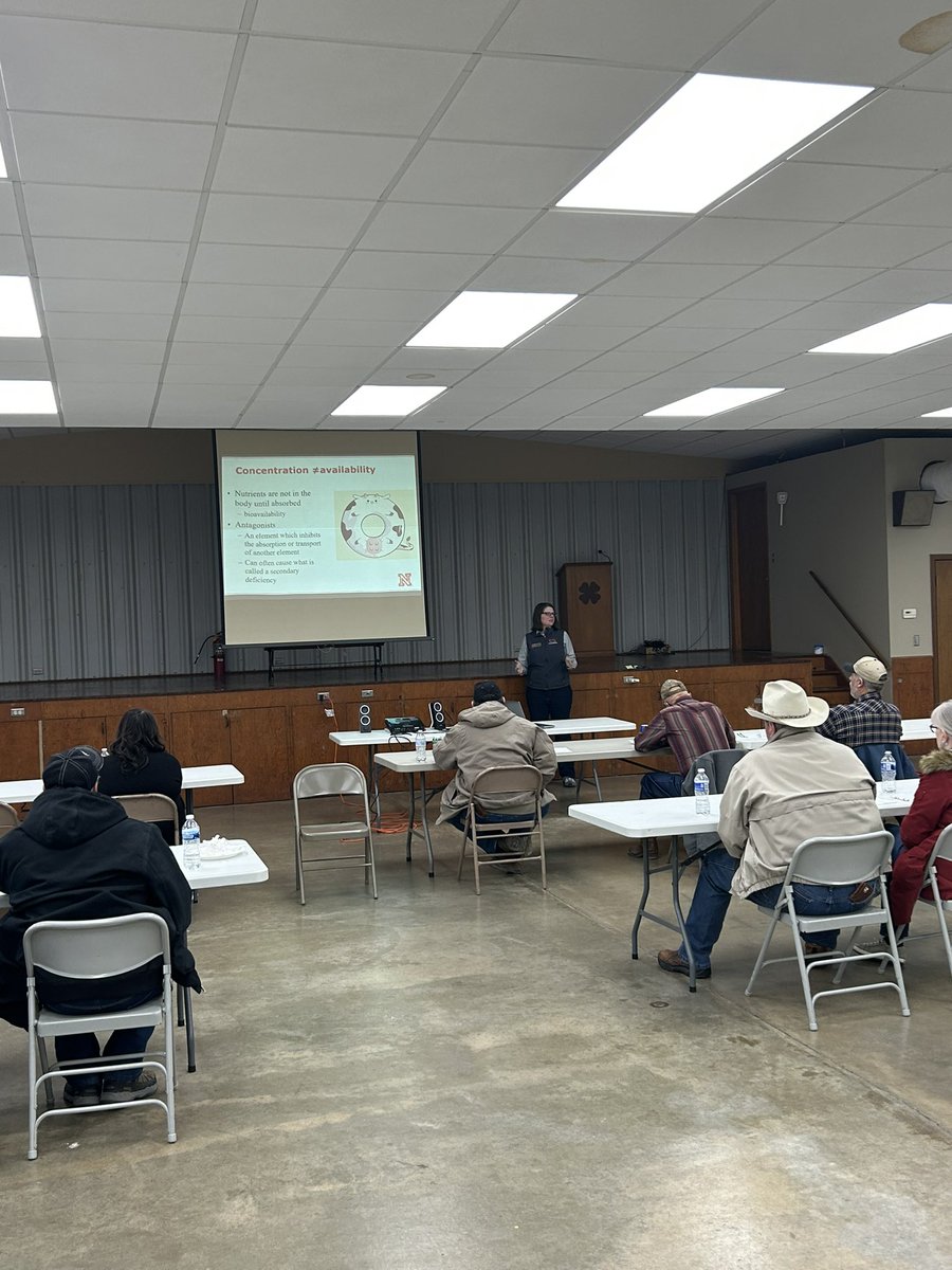 BigRedBeefTalk's tweet photo. Dr. Mary Drewnoski speaking economical mineral programs to meet cows needs at the Three State Beef Conference #unlbeef https://t.co/i0rADc5S6V