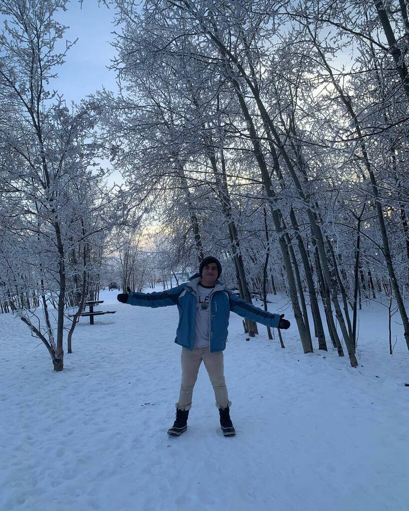 maryannsaunders's tweet photo. Snow covered trees ❄️❄️❄️ https://t.co/66BQyCLqzK https://t.co/3c7usHPhWO