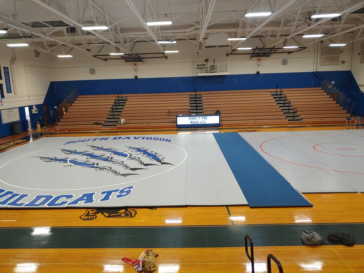 CoachDAHouse's tweet photo. It's Senior night here at the Rack come on out support your Wildcats. https://t.co/YAt8nOom6G
