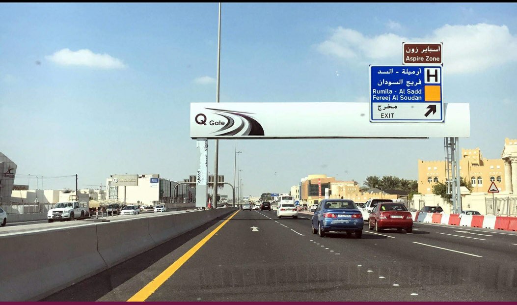 AbudiAlsagoff's tweet photo. Gambar toll di:
1) Dubai (ada menara tertinggi di dunia)
2) USA
3) Qatar
4) Malaysia (ada menara ke-2 tertinggi di dunia) https://t.co/2tEo7NJf8w