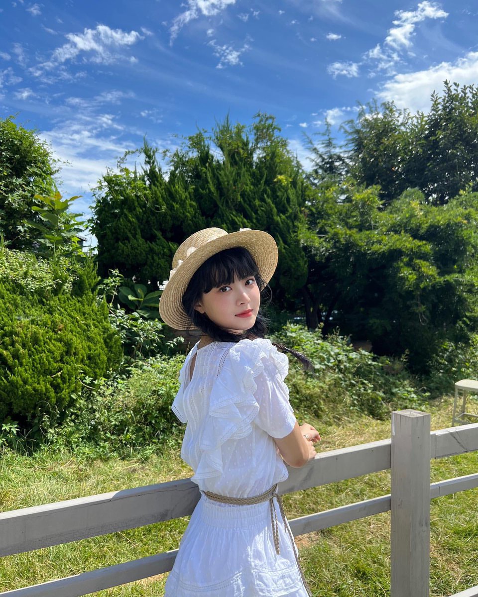 eunchae tweet media