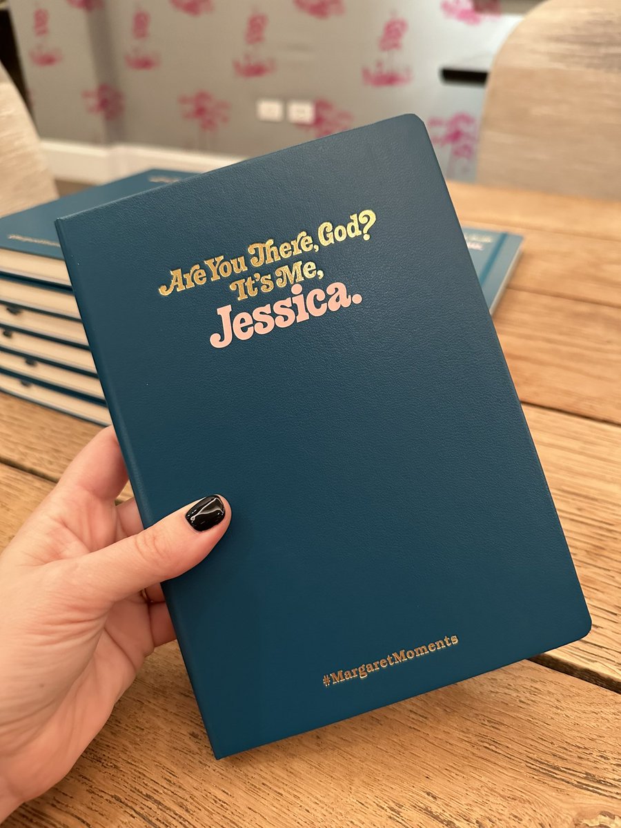 Jessica Hische tweet media