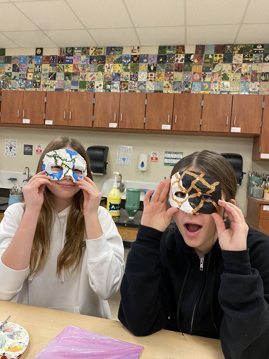 Amanda Frederick tweet media