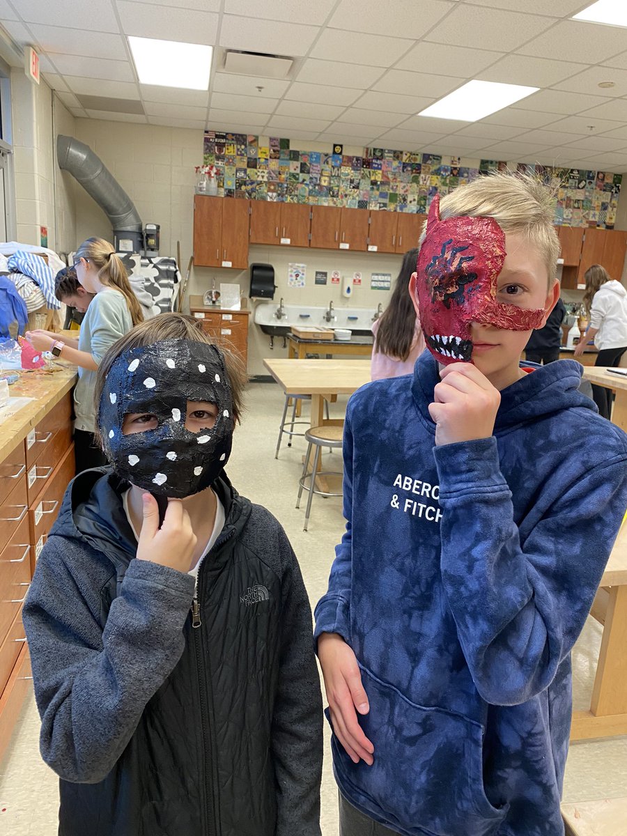 Amanda Frederick tweet media