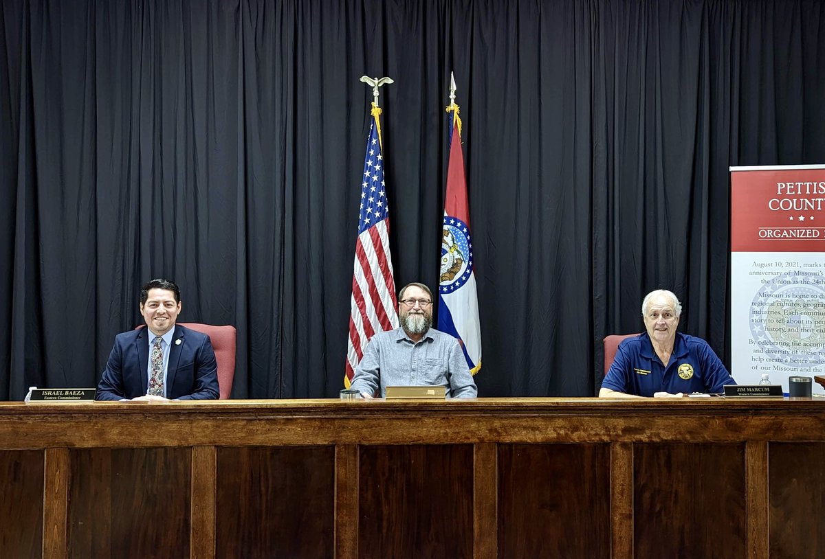 IsraelBaezaMO's tweet photo. On January 11, 2023 the County Commission approved the FY2023 Budget.

The General Revenue Budget is balanced at $10,339,677.24. The Road and Bridge Budget is balanced at $29,210,517.44, which includes offsetting entries for potential MoDOT 80/20 Bridge Replacement Funding. https://t.co/ZJPKbyxZtM