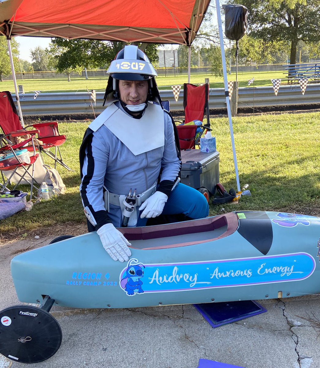 501stUnderworld's tweet image. DZ-1375 takes time to inspect the new repulsorcraft speeders issued by the Canto Bight Police Department. 

#cantobight #underworlddetachment #official501st #501stLegion #cantobightpolicespeeder #cantobightpoliceofficer #501stLegion #starwars