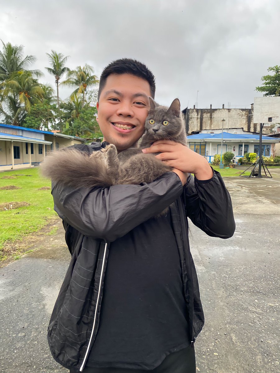 iamclintgerald's tweet photo. Cats are connoisseurs of comfort. - James Herriot

#Bebe #Potchi #ButchJoy #catlover #pawsandclaws https://t.co/qtbCfdJMFq