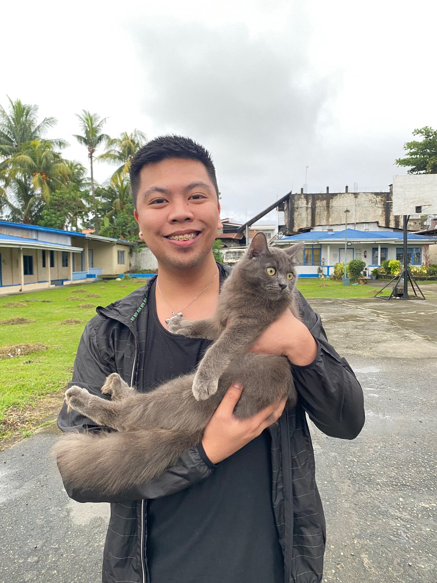 iamclintgerald's tweet photo. Cats are connoisseurs of comfort. - James Herriot

#Bebe #Potchi #ButchJoy #catlover #pawsandclaws https://t.co/qtbCfdJMFq