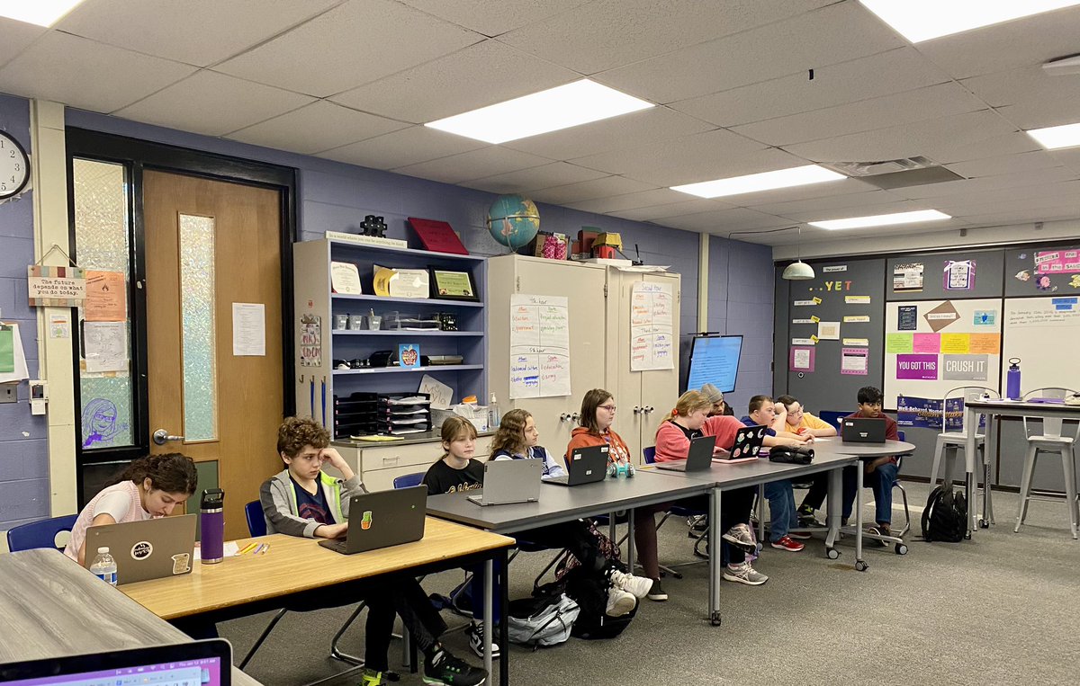 SMS students demonstrated their debate skills today. Team Athens vs Team Sparta- which was the superior city- state? #sascompass
