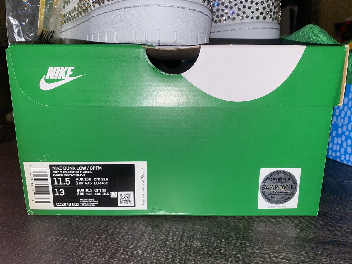 georgeyyyyyyy's tweet photo. @atmos_usa my fave sneaker collab would go to these beauties 

nike x  cpfm x swarovski

flashy &amp; elegant shoe that I’d wear to my wedding. collab i never would have expected that came out nice. + a VERY rare raffle win

flash just hits different on these #atmoscollectorsclub 

Size: 11.5 https://t.co/LBFsJC8YCb
