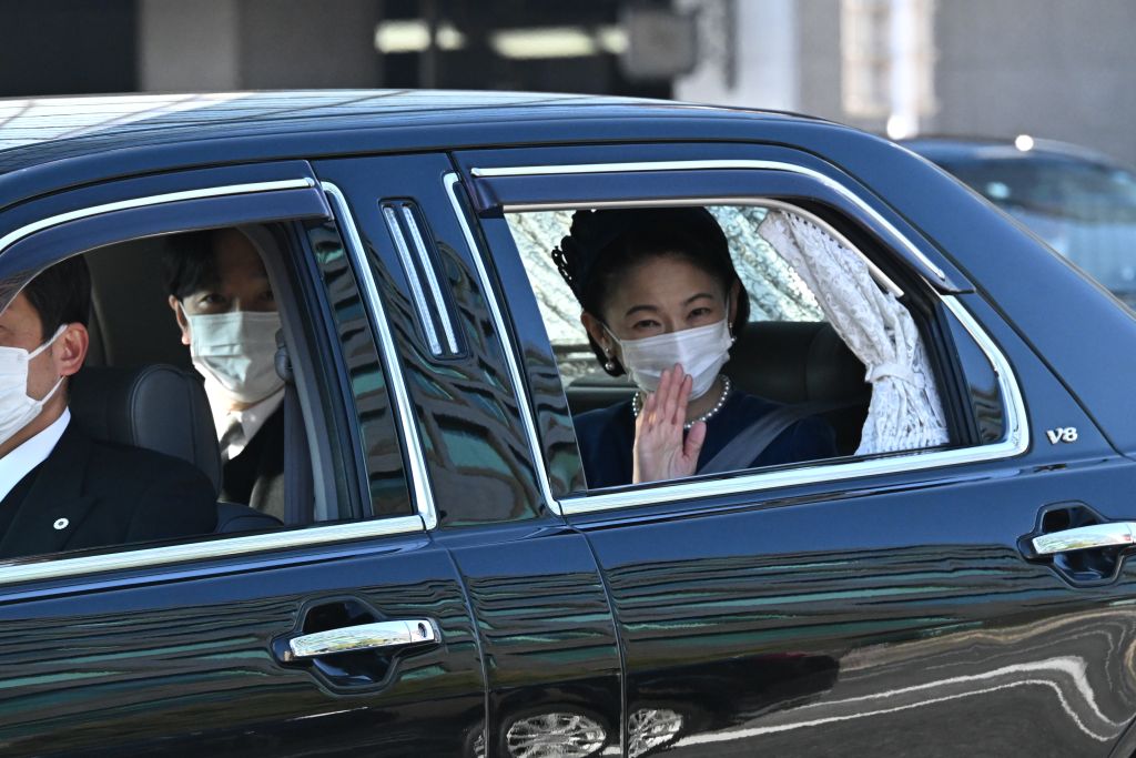 かほ様 Amazon | リアスポイラー ライブディオZX AF34AF35 カーボン柄