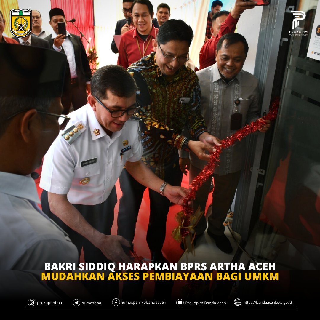 Bakri Siddiq berharap Bank Pembiayaan Rakyat Syariah (BPRS) Artha Aceh bisa konsisten dalam mendukung pertumbuhan ekonomi warga Kota Banda Aceh khususnya sektor UMKM. 

bandaacehkota.go.id/berita/35248/b…