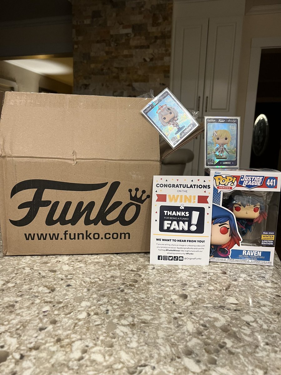 jazzy_j_97's tweet image. Look what I got in the mail today, my first win of the Justice League - Raven POP! Thank you @OriginalFunko! 🔥💙 #FunkoWinner #Funko #FunkoPop #FunkoPOP #DCComics #JusticeLeague