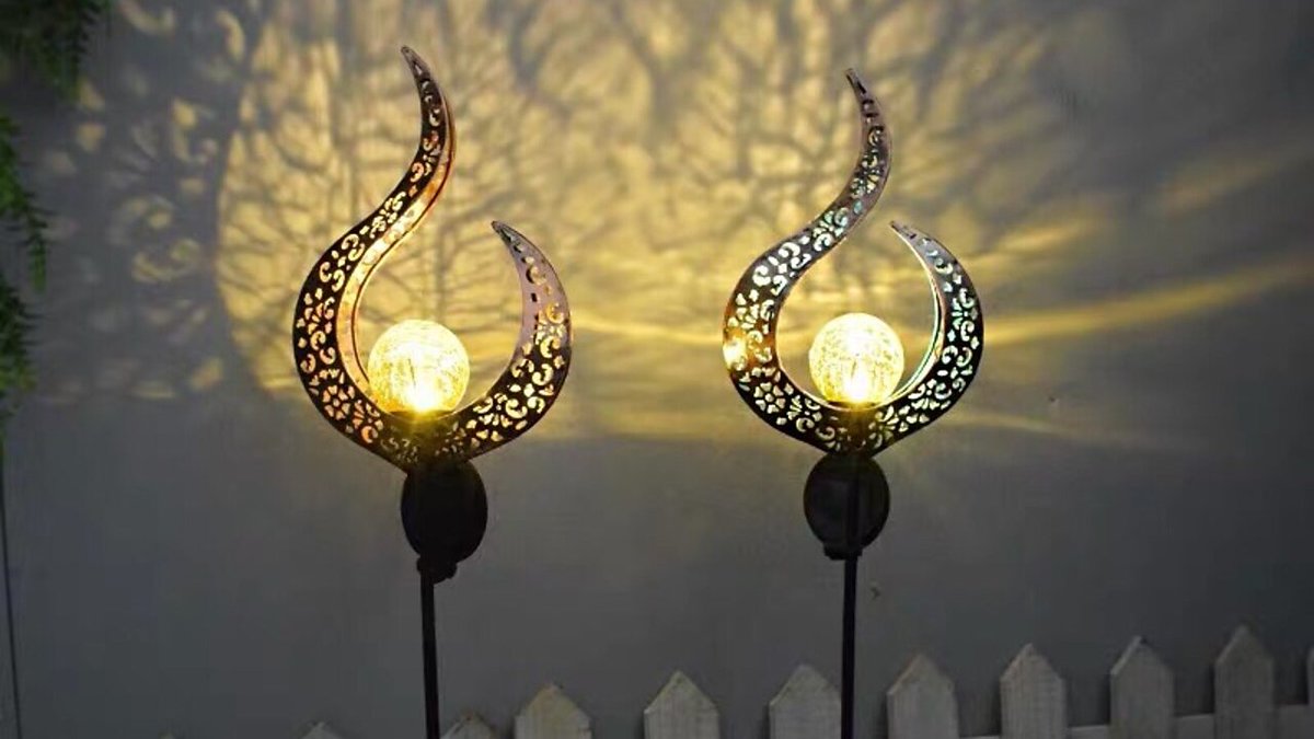 ustakeme's tweet photo. I love it! It is so delicate and beautiful. It looks lovely in the garden.
https://t.co/pU5IdtQPxV
 #gardenlight #gardendecor #outdoordesign #gardendesign https://t.co/E7pHaczCCz