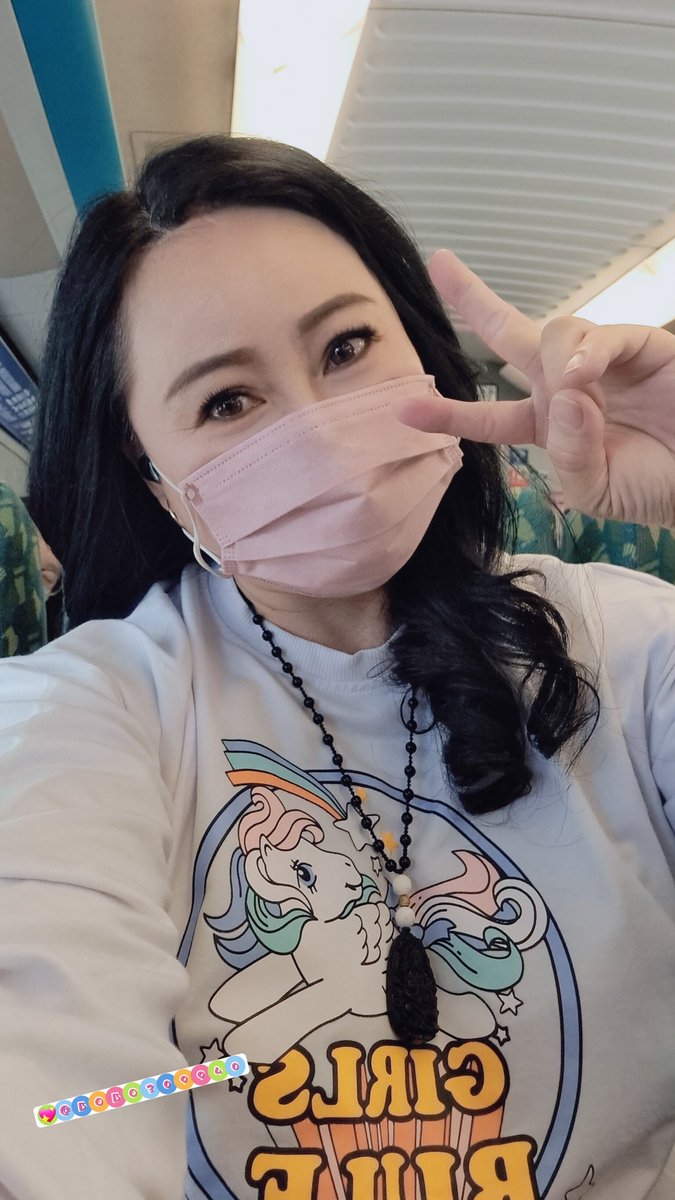 午安～快閃板橋一日遊😄
想喝咖啡的12:00板橋車站B1星巴克喔～我在💖
（#愛心+#轉推+#跟隨+#分享+#你的愛心+#分享是我po文的動力來源喔～💖🫰🫰🫰 
#大奶
#原味
#離婚熟女
#地方媽媽 https://t.co/vgeUpFiAFk