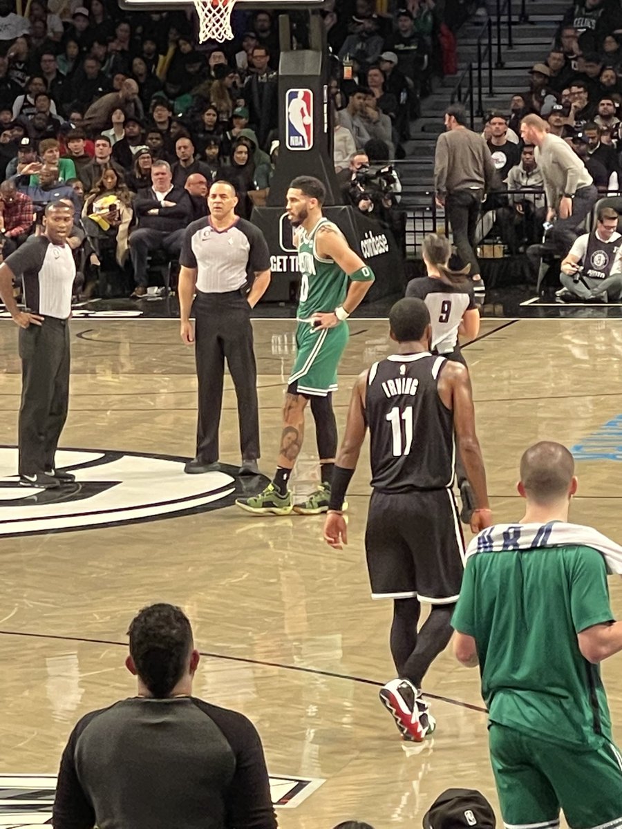 wapodelaa's tweet image. Baseline @ The Barclays 🍀🤝🏾💰 @BrooklynNets Y’all Let Me Down Tonight #GoNets #LiveLife #EasyOnEm