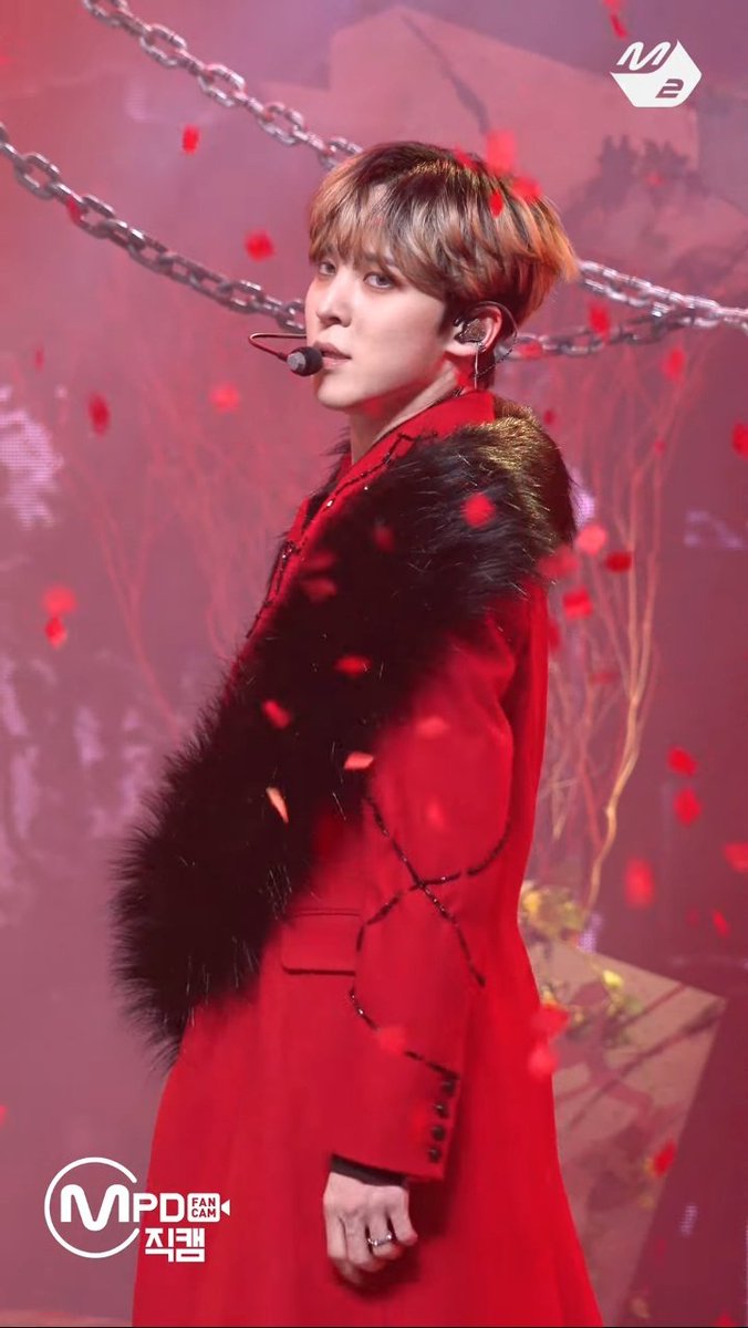 woojingie's tweet photo. Yunho and his red outfit supremacy❤️‍🔥❤️‍🔥❤️‍🔥 https://t.co/P97CaEZuxs