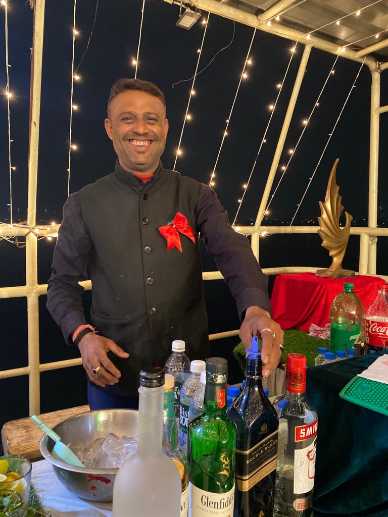 Crossindia1's tweet photo. 10th year celebration. 

Most cruise parties are incomplete without this man, the ever green, ever happy, Sanjoy Bhai, one of the most experienced bar tenders. 

#CrossindiaCruises
#CrossindiaTeam
#CrossindiaGangesDivision https://t.co/YxqqpOTCfv