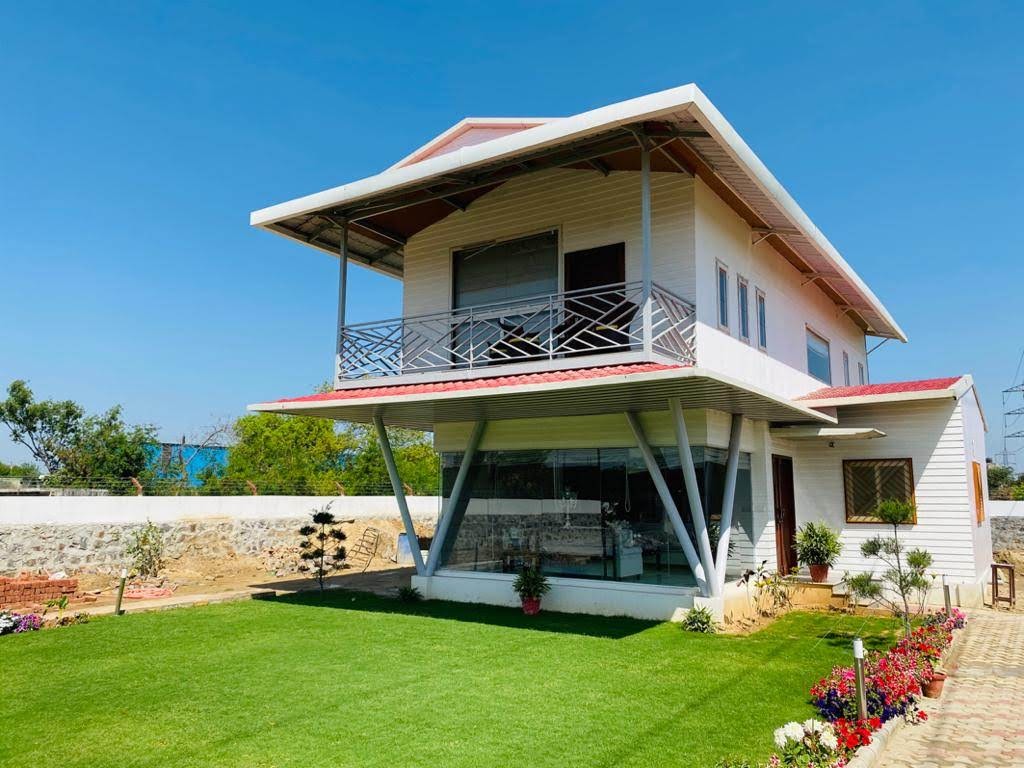 replyon's tweet photo. @anandmahindra @MDIPL1 has been delivering modular construction for last 30 years in India. Acceptability in India for such construction is still a challange. 
Our Modular houses at a glance... 
https://t.co/v8IYzNG5IT https://t.co/McU1uPiOuR
