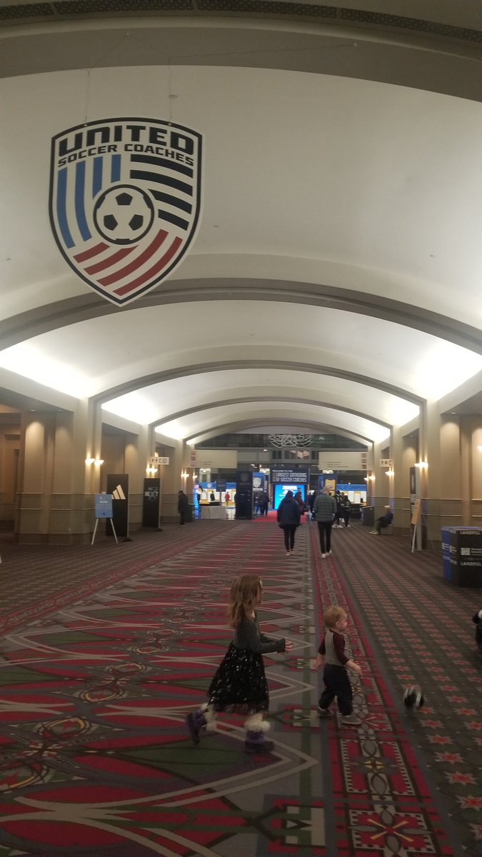 Playing a little soccer at United Soccer Coaches convention #PHL23 
<a href="/UnitedCoaches/">United Soccer Coaches</a>