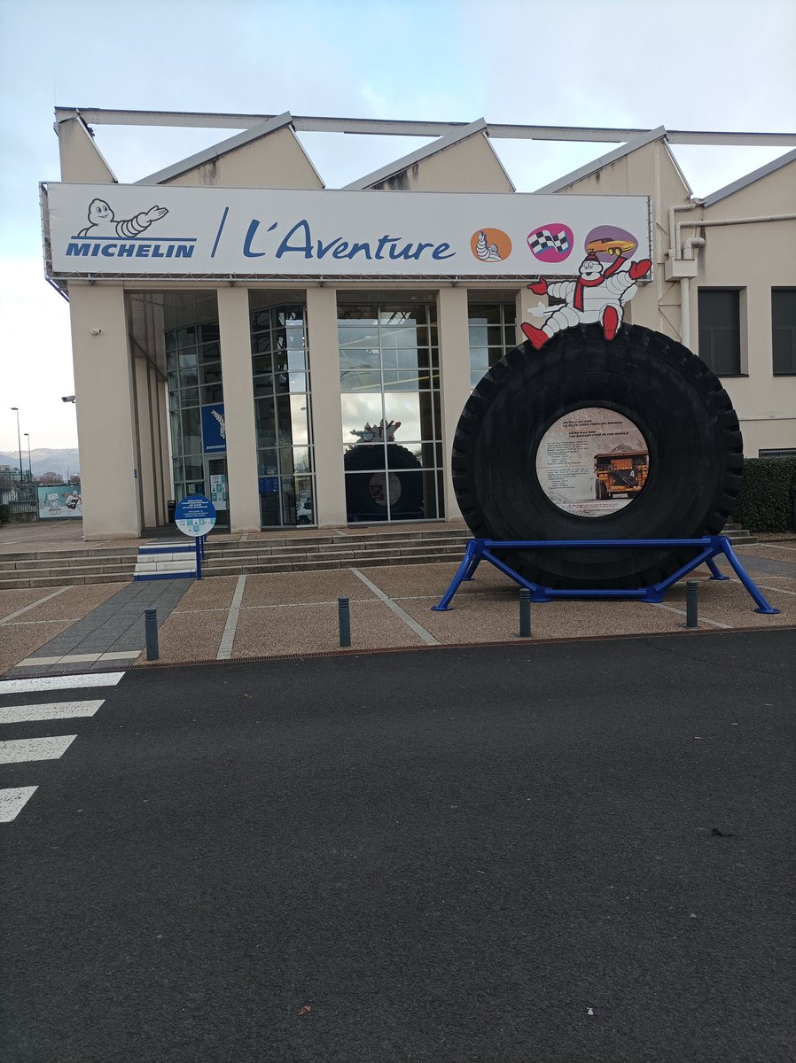RugbyIanC's tweet photo. Sadly closed through January. Could have learnt all about tyres. https://t.co/arwETkFD7j