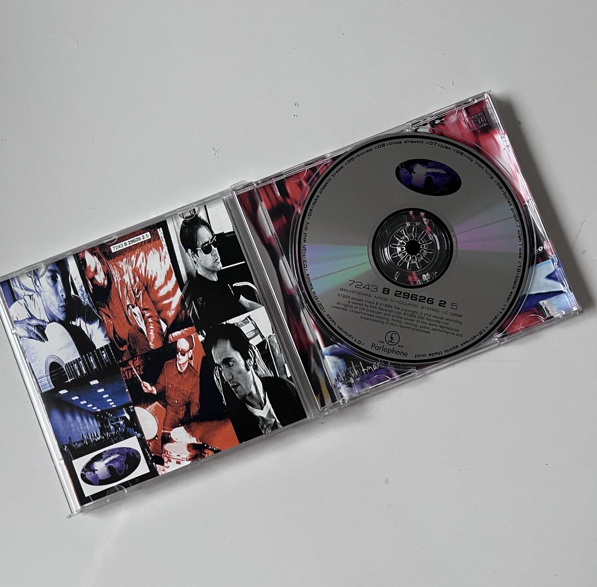 coolgoodies's tweet photo. Radiohead - The Bends € 4,00 https://t.co/kYgHadyB2e #cd #radiohead #thebends https://t.co/lMZtXr67jf