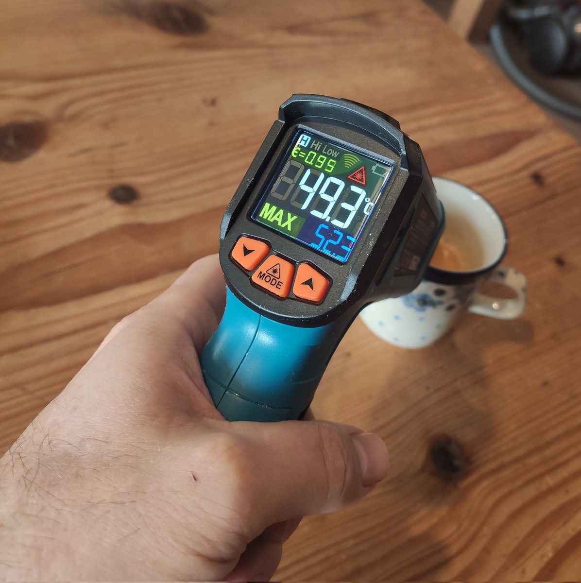 PostCarbone Valentin tweet media