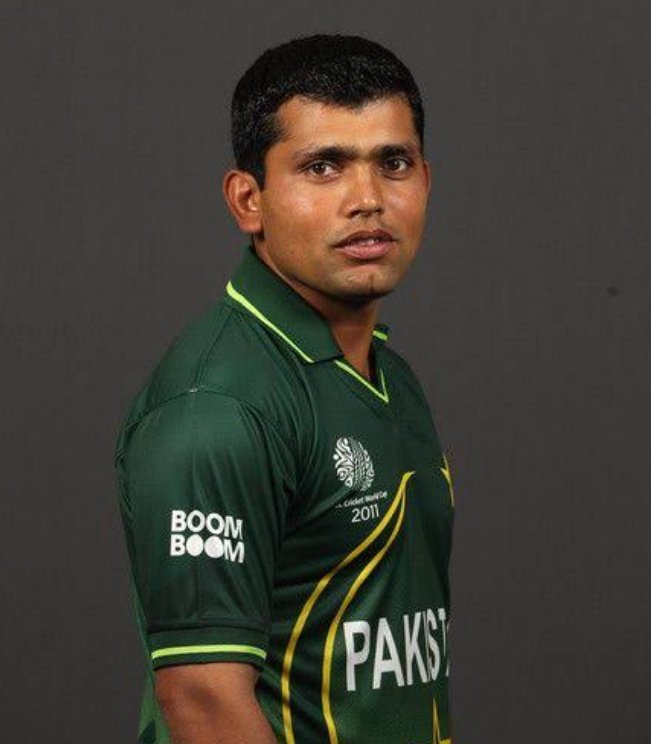 Happy birthday <a href="/KamiAkmal23/">Kamran Akmal</a> bhai ÀLLAH BLESS U  LIVE LONG LIFE BHAIJAN ameen. 🎂🎉