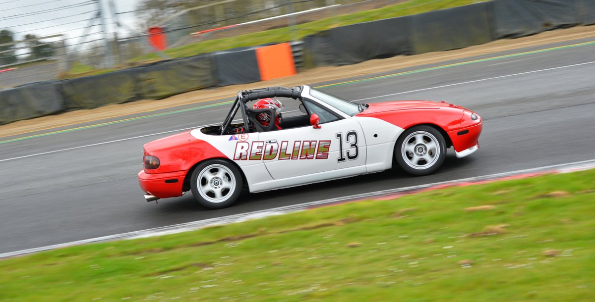 TrackObsession_'s tweet photo. Sssshhh 🤫 Dont mention today is Friday the ..........   ☘️ Stay safe out there!
.
Join us at Brands Hatch here https://t.co/4HKARbcuOZ 
.
#trackobsession #superstition #unluckyforsome #brandshatch #mazdamx5 #mx5 #racecar #becauseracecar https://t.co/bGIH8XY2JK