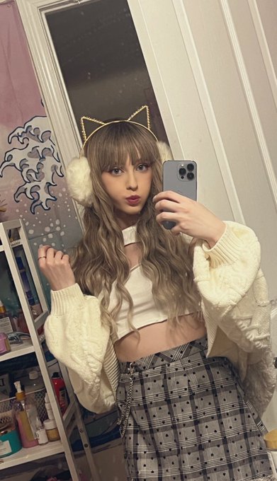 I love fucking on camera, who wants to fuck me this year?&hellip; 💦 https://t.co/4o7P90hSE2<a href="/tag/newprofilepic"class="tags"><span>#newprofilepic</span></a>