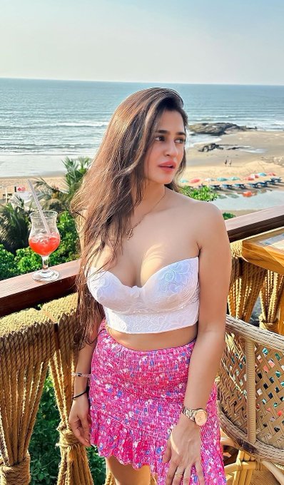 FmV6PCXagAAYA8l?format=jpg&name=small