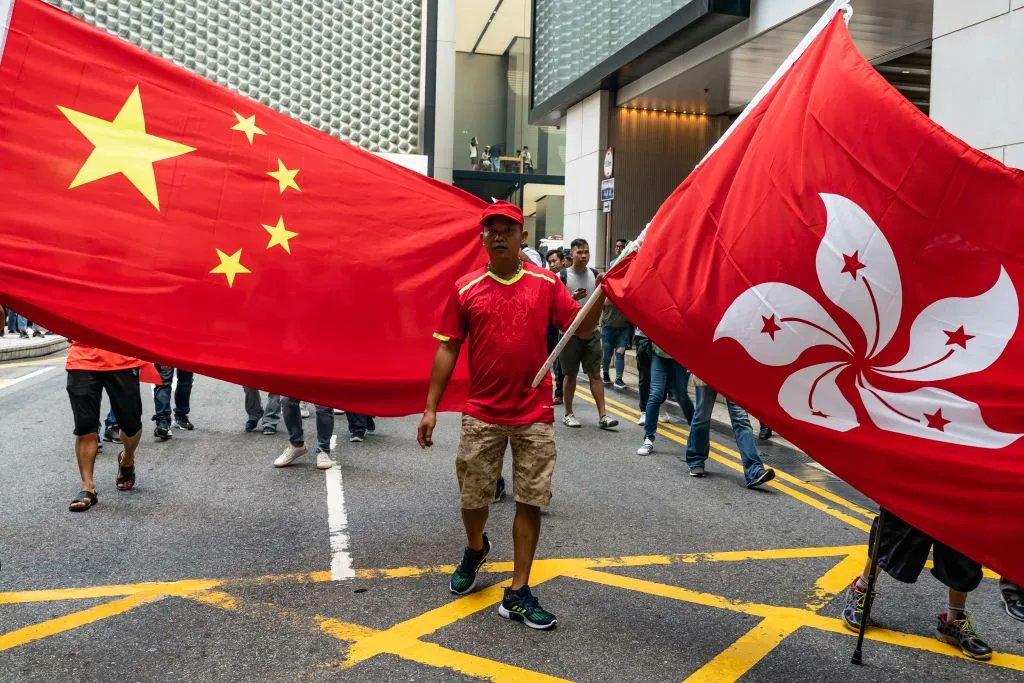 #China condenó en términos enérgicos un informe publicado por el Gobierno británico en el que se critica la Ley de Seguridad Nacional de Hong Kong. Beijing denuncia que Reino Unido viola las normas básicas que rigen las relaciones internacionales con estos pronunciamientos