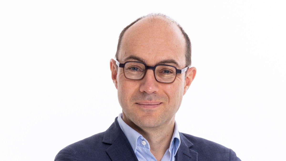 Revue Politique tweet media