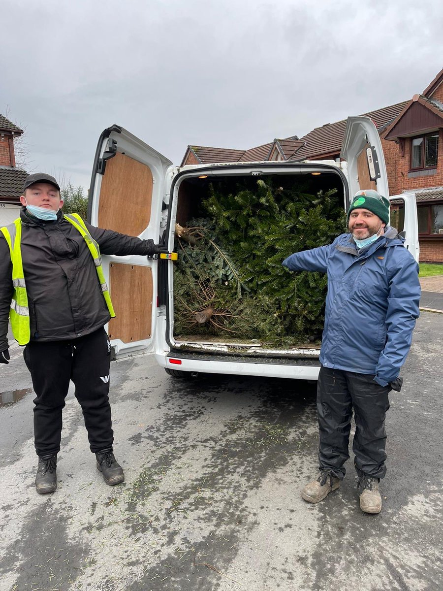 GreenCrew1's tweet photo. Green Crew is taking part in the Christmas tree collection organised to raise funds for the Lancashire Mining Museum @mining_museum and Wigan and Leigh Hospice @WiganAnd https://t.co/4HsMcyRhbI