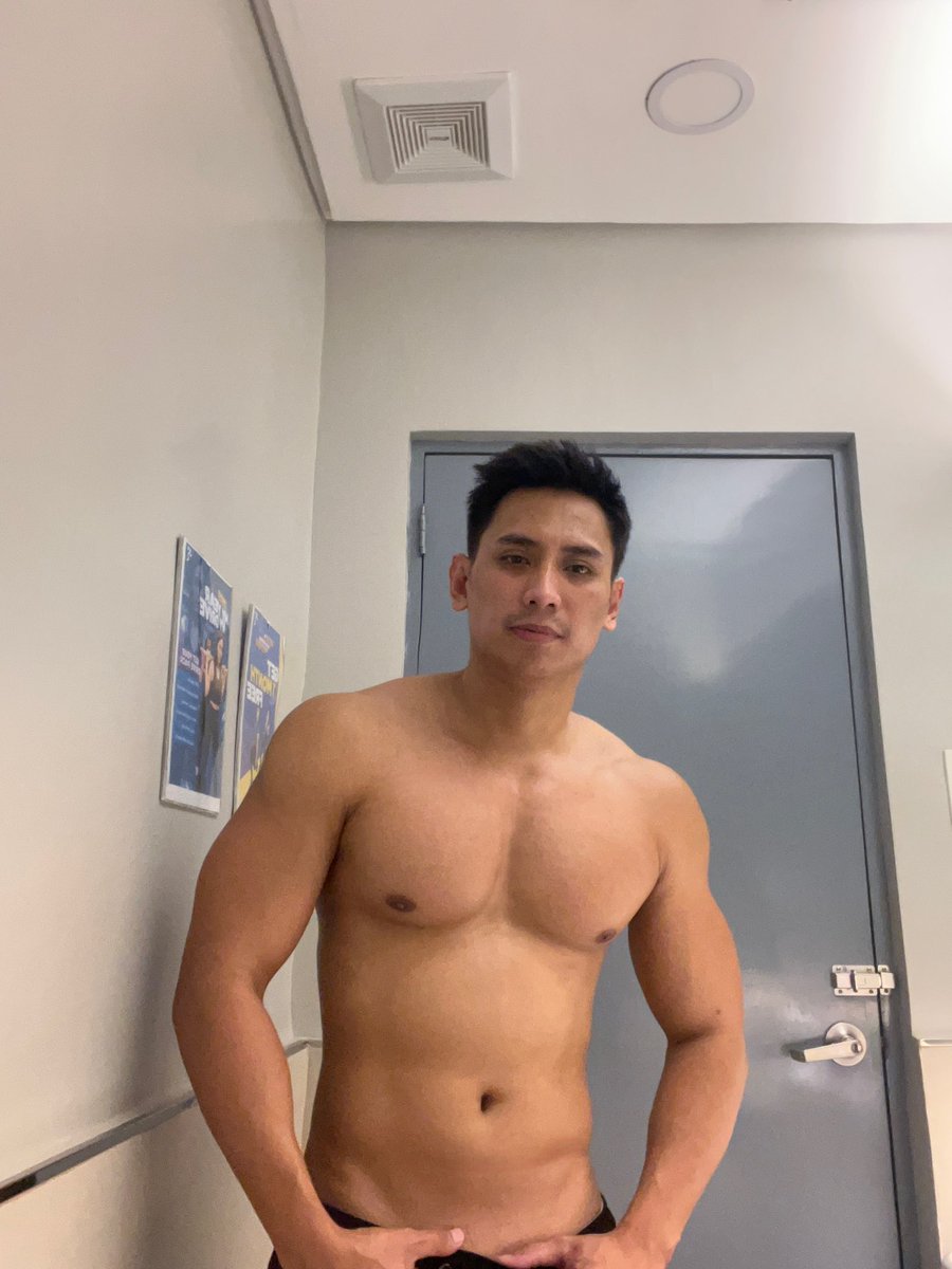 olegnalekihm_41's tweet photo. Post workout 🏋️‍♀️💪🏼❤️ https://t.co/XC929t9r2k