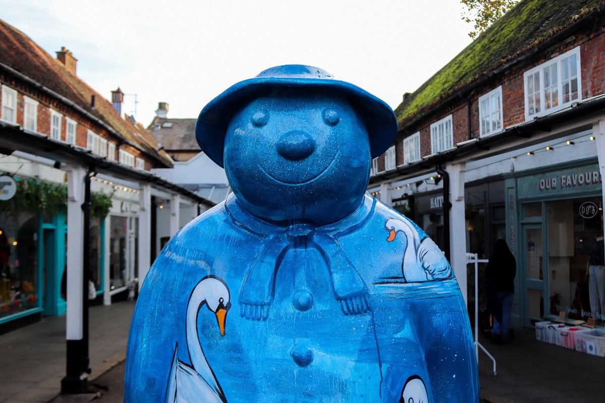 Only one more week to discover the magical Walking with The Snowman™ trail in Hitchin ⛄️

The trail ends on 20th January ❄️

#walkingwiththesnowman #wildinart