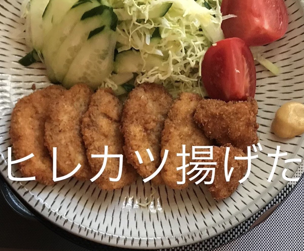 Talk1953's tweet image. #英語日記🐥 #おうちごはん🥤🐈‍⬛💕

👱🏻‍♀️I'm getting bored of my daily routine. 　 　

👩🏻‍🦱Me too.

👱🏻‍♀️It's time to spice things up.

👵🏻Why don't you try something new?

#spicethingsup日常物事をより面白いものにする趣向を変えて違うことをする🐾