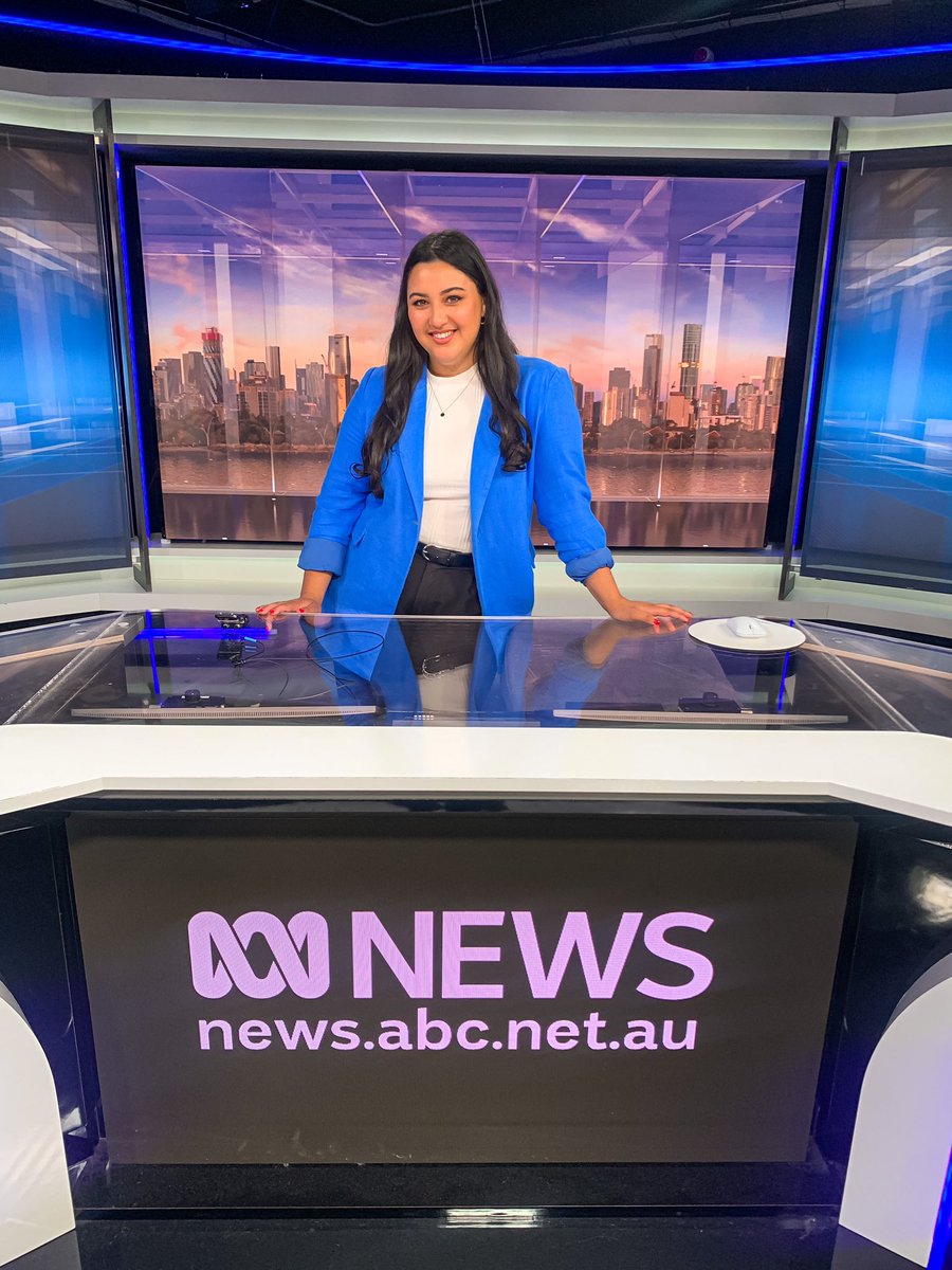 Bella Tolhurst (@tolhurst_bella) on Twitter photo Today I’m wrapping up an incredible year as Cadet in the <a href="/abcmelbourne/">ABC Melbourne</a> newsroom!!
It’s been full of challenges, press conferences (two elections is two too many), and plenty of laughs.
Now the training wheels are coming off, and I’m heading up to the <a href="/abcdarwin/">ABC Darwin</a> newsroom 🕺🏻🥳 Today I’m wrapping up an incredible year as Cadet in the <a href="/abcmelbourne/">ABC Melbourne</a> newsroom!!
It’s been full of challenges, press conferences (two elections is two too many), and plenty of laughs.
Now the training wheels are coming off, and I’m heading up to the <a href="/abcdarwin/">ABC Darwin</a> newsroom 🕺🏻🥳