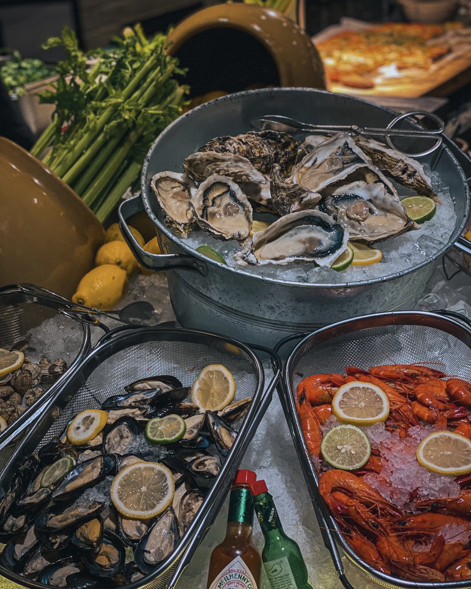 renaissancejb_'s tweet photo. Seafood today, seafood tomorrow, seafood every day! See you later from 6:30pm onwards. ๐
๐ธ IG: hezrinali
#renaissancejb #renhotels #discoverthisway #fromthetable https://t.co/MuJUBVodTD
