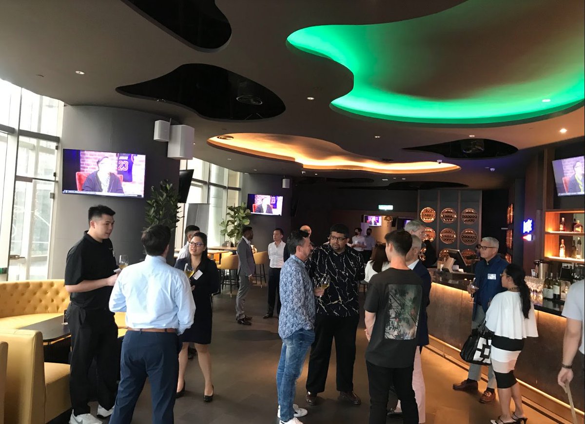 AmChamMalaysia's tweet photo. AMCHAM held its first event of the year - the 2023 New Year Cocktails at the Blue Tee Sports Bar at @mstgolf, The Gardens Mall
Read More: https://t.co/nGkOqJJrzO
#NewYear #Cocktails #Networking #SportsBar #MSTGolf #Drinks https://t.co/4h1r08T949